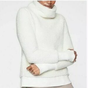 Athleta Nirvana Sherpa Pullover
